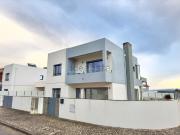 Moradia, A dos Cunhados e Maceira