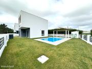 Moradia a Venda na Lagoa de Albufeira Conforto e...