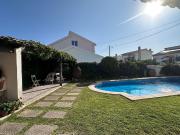 Moradia, Amora Moradia, Amora