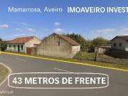 Moradia antiga T3 para renovao ou demolio