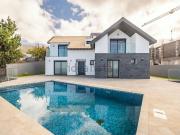 Moradia, Arco da Calheta