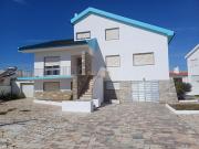 Moradia, Atouguia Da Baleia, Peniche | BPI Expresso...
