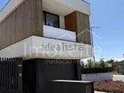 Moradia, Aver o Mar Amorim Terroso