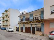 MORADIA BIFAMILIAR BAIXA DA BANHEIRA