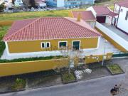 Moradia, Cadaval e Pêro Moniz