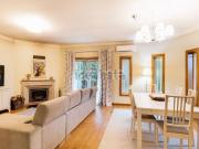 Moradia, Campo e Sobrado Moradia, Campo e Sobrado