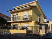 Moradia, Carcavelos e Parede