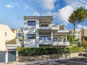 Moradia, Carcavelos e Parede