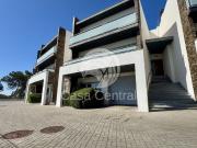 Moradia, Carcavelos e Parede