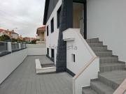 Moradia, Carnaxide e Queijas Moradia, Carnaxide e Queijas