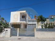 Moradia, Castelo Sesimbra