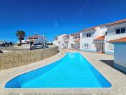 Moradia com 3 Quartos em Condomínio com Piscina em Aljezur