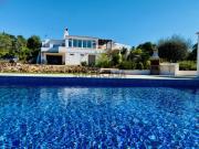 Moradia com 4 quartos, piscina aquecida e vistas...