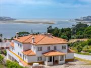 Moradia com Carácter e Encanto com Vista para a Lagoa de...