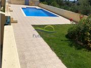 moradia com dois quartos e um escritorio na cave...