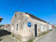 Moradia com história a poucos minutos do mar