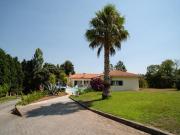 Moradia com jardim e piscina em Boiças Évora de Alcobaça...