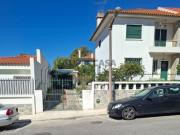 Moradia com jardim para renovar em Alvalade | Wallis...