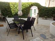 Moradia com pátio no centro histórico de Cascais