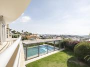 Moradia com Piscina e Vista Mar na Serra de Carnaxide Moradia com Piscina e Vista Mar na Serra de Carnaxide