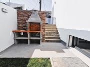 Moradia com Piscina em Alverca