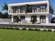 Moradia com piscina em Fernão Ferro