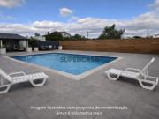 Moradia com piscina localizada na Atalaia