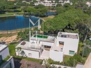 Moradia com piscina no rooftop em condominio fechado na...