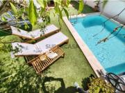 Moradia com Piscina Privada