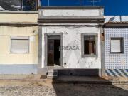 Moradia com Potencial no Centro Histórico de Tavira