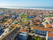 Moradia com Potencial para 2 Habitações | São Pedro,...