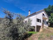 Moradia com Quintal em Açor Castelejo