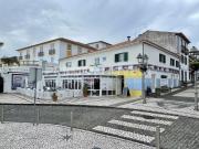 Moradia com restaurante em zona privilegiada na Vila das...