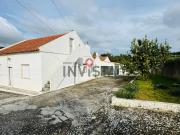 Moradia com terreno 4.800m2