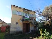 Moradia com Terreno e Garagem