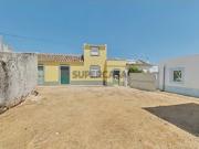 Moradia com terreno e varios anexos 1000m2 Moncarapacho...