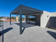 Moradia construção nova com jardim e piscina privativa...