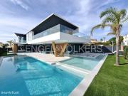 Moradia contempornea de luxo com vista mar a 300m da praia