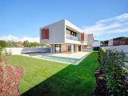 Moradia contemporânea em Birre