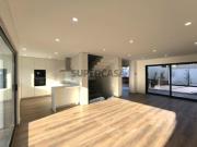 MORADIA CONTEMPORÂNEA T3+1 COM PISCINA NA CHARNECA DA...