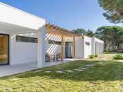 Moradia Contempornea Nova a Estrear, com Piscina...