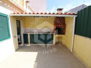 Moradia, Costa de Caparica