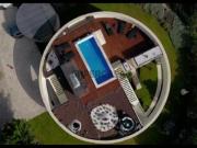 Moradia de 3 quartos, jardim privado e piscina no...