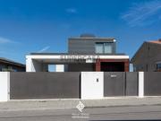 Moradia de 4 frentes São João de Ver, Santa Maria Feira