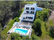 Moradia de Charme com Piscina e Vista Deslumbrante Santa...