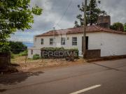 Moradia de Dois Pisos com Terreno – Freguesia de Rosais