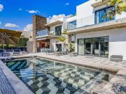 Moradia de Luxo 5 Quartos com Piscina no Alsakia, Fonte...