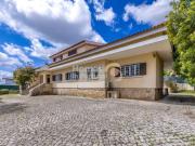 Moradia de Luxo com Piscina e Terreno em Caldas da...