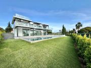 Moradia de Luxo Moderna e Contemporanea numa prestigiada...