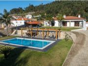 Moradia de luxo T3 com piscina aquecida em Santa...